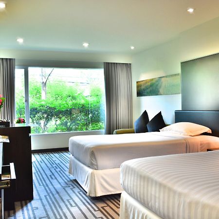 Happihaus Hotel Bangkok Exterior foto